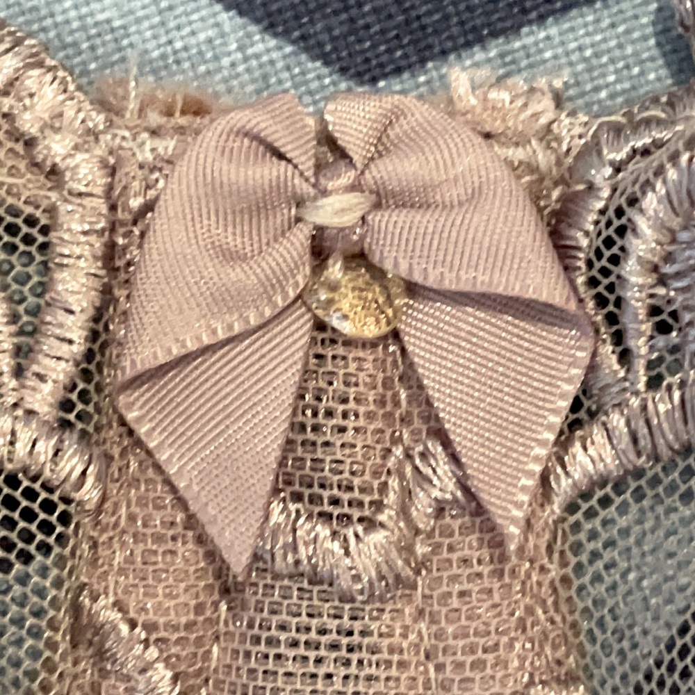 FAUVE bra size 32F. Never worn. No tags. - Picture 7 of 7